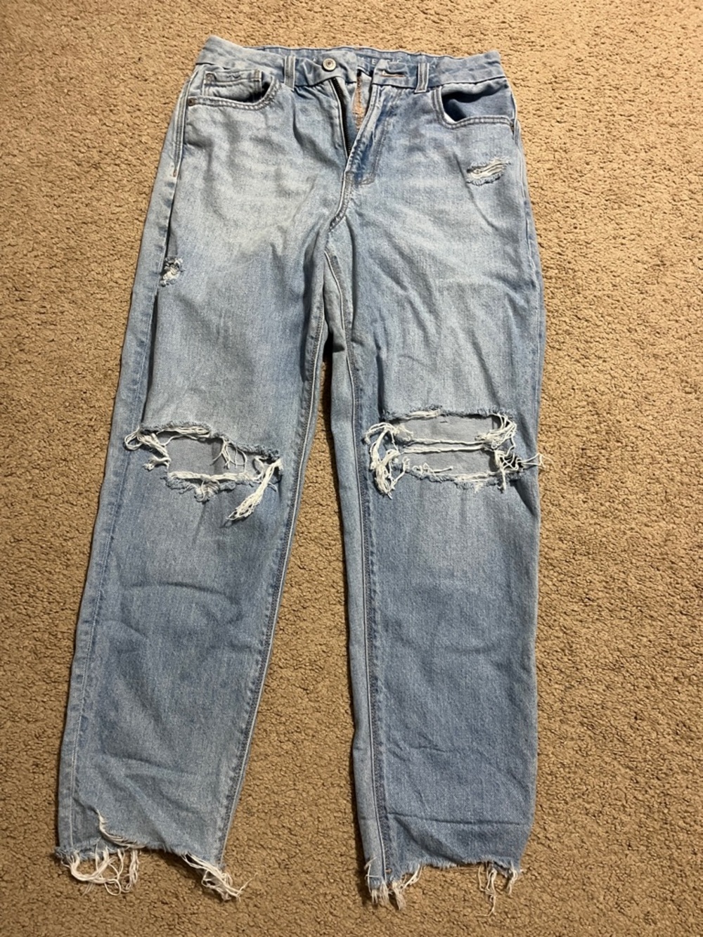 American Eagle Outfitters Light Wash Boyfriend Jeans